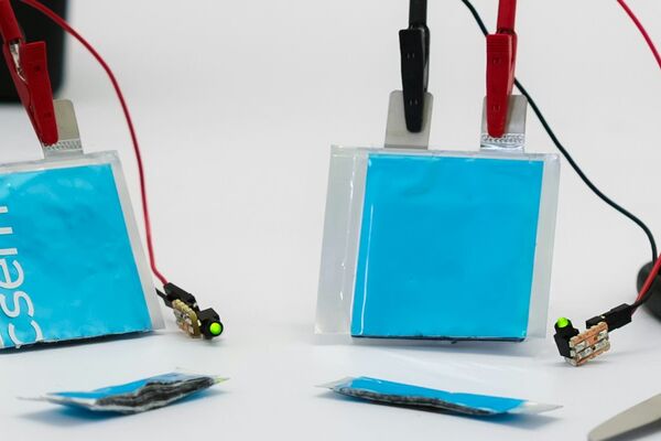 CSEM batteries