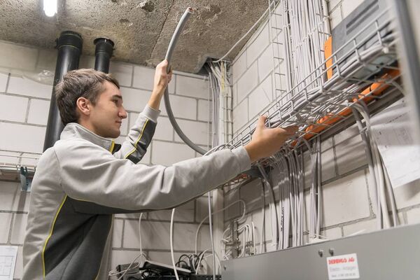 Simon Jehli, d’installateur électricien CFC