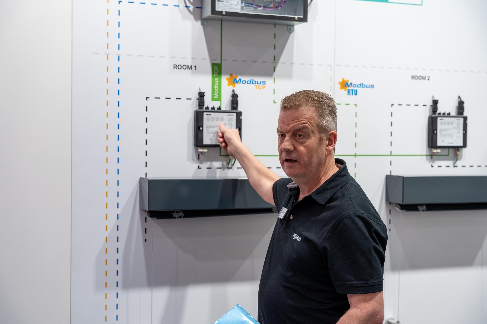 Wago au salon electro-tec 25, Manfred Lehmann Wago au salon electro-tec 25, Manfred Lehmann