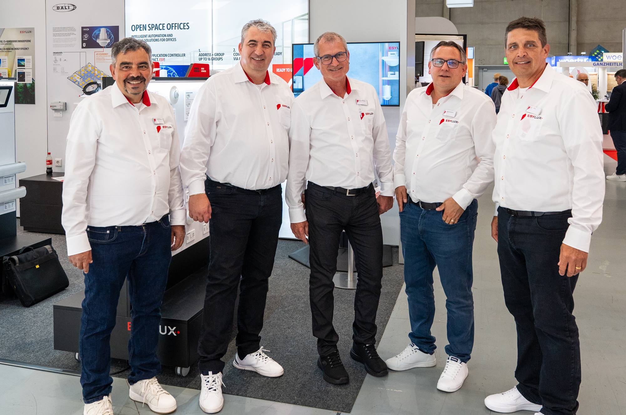 Pour conclure : les sourires et la bonne ambiance sur le stand Esylux résument parfaitement les impressions reçues à electro-tec